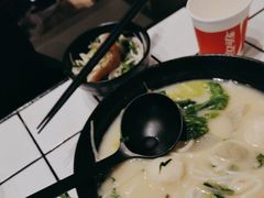 -肥汁米蘭香港米线(长宁来福士店)