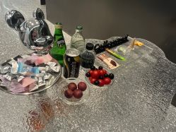 -三只熊皮肤管理中心旗舰店