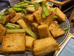 干锅千叶豆腐-小俩口烧烤东北菜(双井店)