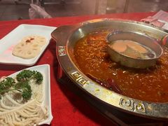 -山城年华老火锅(玉林店)