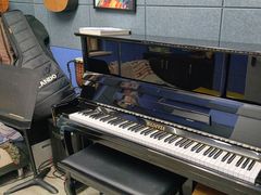 -缪斯琴行英皇小提琴.钢琴.吉他(张江店)