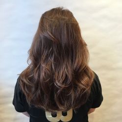 -PE SALON
