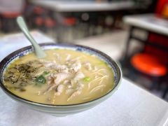 招牌黄鱼面-明呈黄鱼面馆(斜土路店)