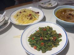 -春天里餐厅(西田城店)