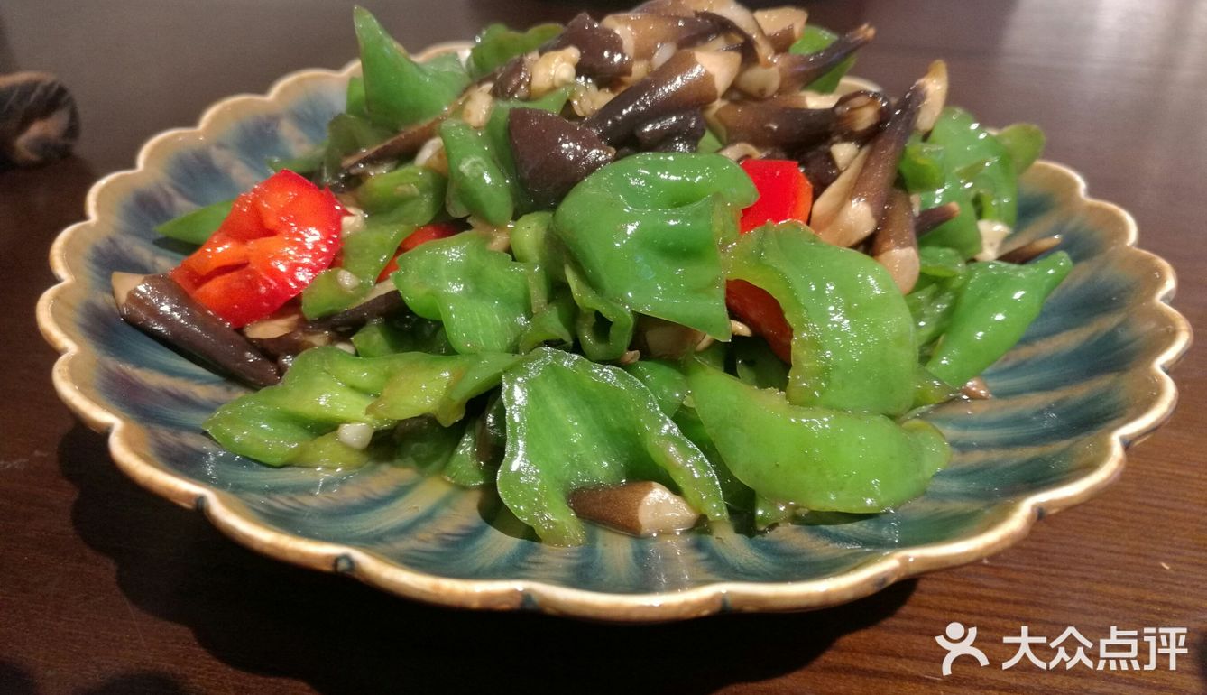 这家餐厅还挺不错。