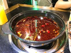红汤锅底-小郡肝串串(解放碑店)