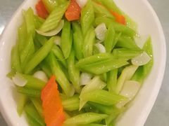 -鑫巴蜀小镇 · 水煮鱼专研店(玉桥店)