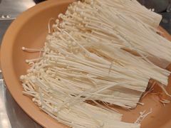 -龍歌自助小火锅(芝罘万达店)