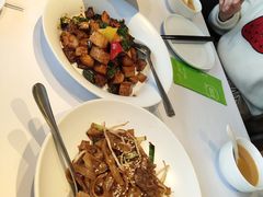 干炒牛河-汤城小厨•粤菜•靓汤(金宝街店)