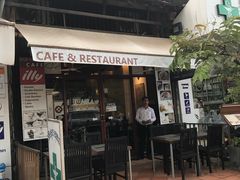 -Old House Restaurant