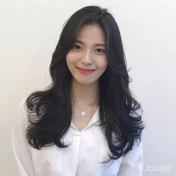 -Miracle集简美发沙龙