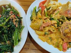 -Green Tree Rest. & Pub