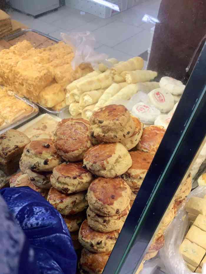 老莫西饼(城乡华懋店)-"现在好像是个店就火,就是网红,期待的要死.