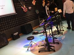 -IN-SHOW音秀音乐艺术中心 架子鼓钢琴(大宁校区)