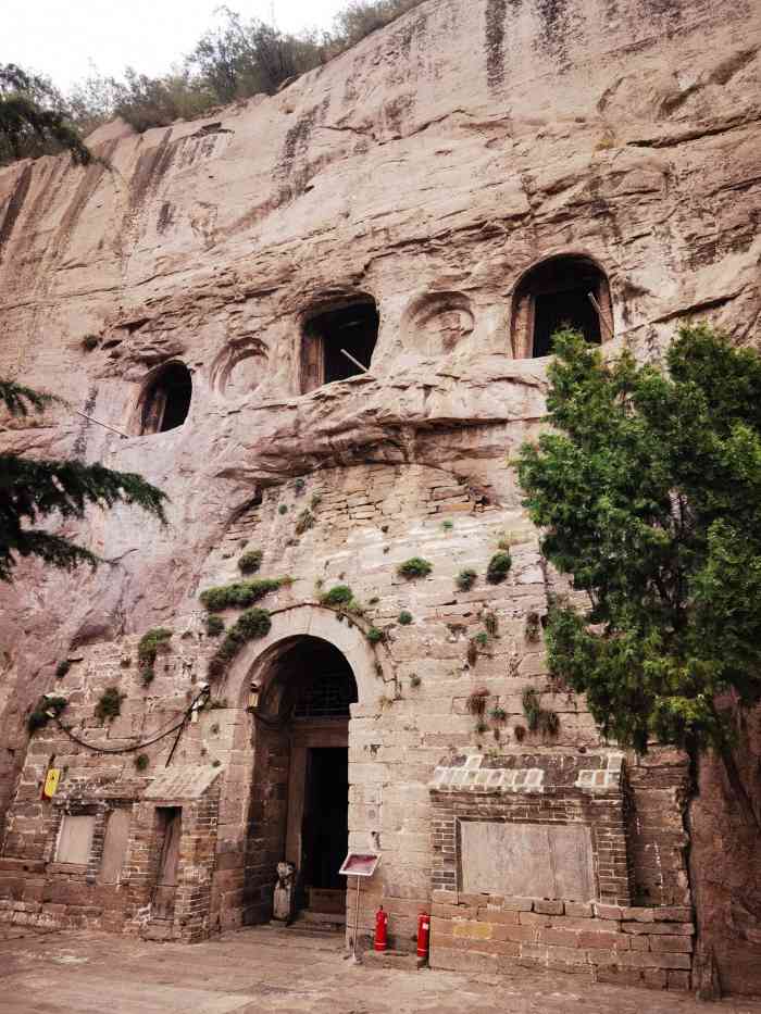 响堂山风景区-"2020第一场长途旅行响堂山石窟该咋不.