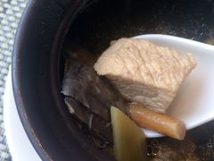 -南湖名都·景湖轩全日制餐厅·海鲜自助·东南亚风味·临湖而食