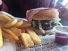 -FATBURGER 特富客汉堡(外交公寓店)