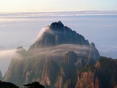 -黄山光明顶山庄