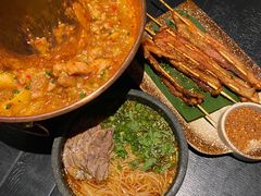 牛肉饵丝-浩海火燒雲傣家菜(静安芮欧店)