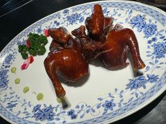 柚子酱烧玻璃中鸽-粤·向群饭店(二沙岛店)