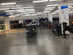 -迪卡侬(燕山店)