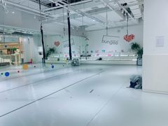 -Jumphai室内蹦极运动