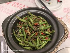 -堂瓦里·33年传统赣菜(第一街区店)