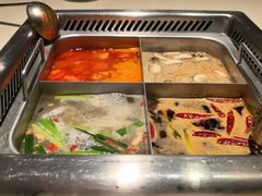 -海底捞火锅鲜切牛肉主题店(长寿路店)