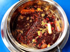 传统锅-马路边边串串香(北苑旗舰店)