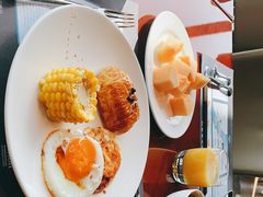 -武汉世茂希尔顿酒店·汇·全日餐厅