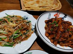-东来菜馆•手抓海鲜家常菜•海鲜锅贴(鸽子窝店)