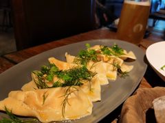 龙虾饺子-Carbon莫卡哆·意大利复古集市餐厅(杭州大厦店)