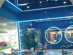 -小蓝鲸游泳培训基地(石景山店)