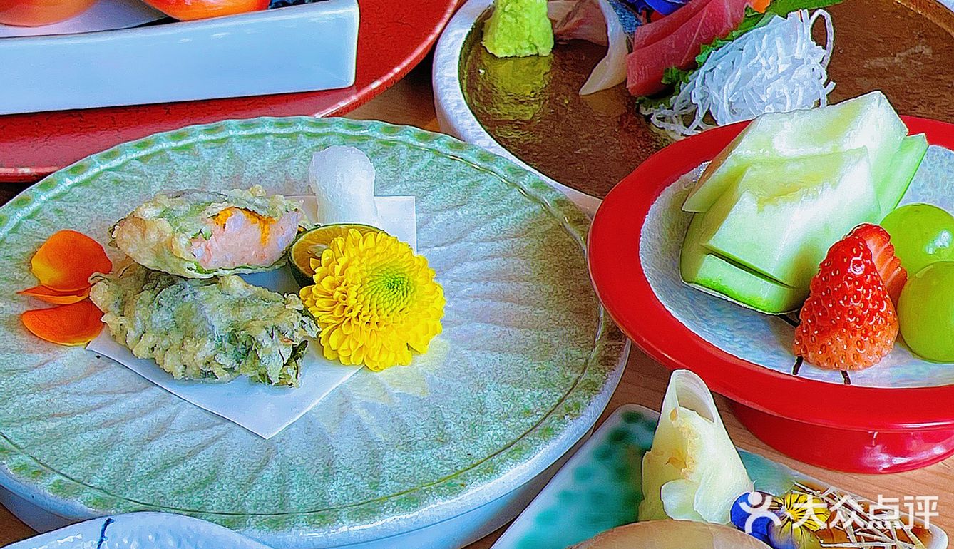 江景用餐太舒服了吧，这家日料店快跟小姐妹安排上！
