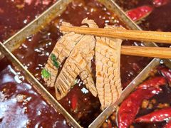 -城墙拐拐火锅(三峡广场黑金冠店)
