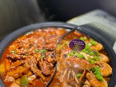-徐记小怪兽肉蟹煲店(哈西万达金街店)