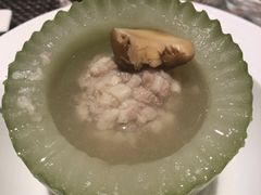 扬州狮子头-阳澄湖费尔蒙酒店颐丰阁中餐厅(马鞍山西路店)