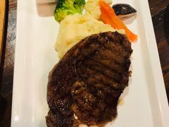 -小主人西餐厅 master table(青年中路店)