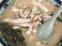 -明呈黄鱼面馆(斜土路店)