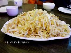 白菜心拌海蜇-晚归月亮湾私家菜(临邑路店)