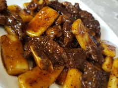牛仔骨炒年糕-930私房菜(欧阳路店)
