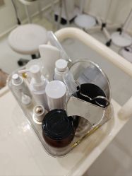 -苗方清颜专业祛痘·皮肤管理