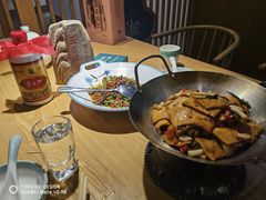 -呷湘厨·鱼汤捞饭·剁椒鱼头·辣椒炒肉(国家会展中心店)