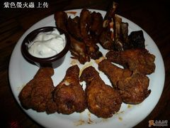 肉醬味肋骨雞搥拼盤-澳美客(铜锣湾翡翠明珠广场店)