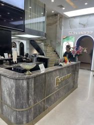 -苏奇发型·烫发染发