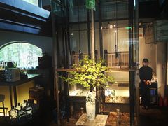 -穹六人间 people 6(岳阳路店)