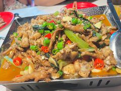 -蛙舍·炭烧牛蛙(东百中心店)