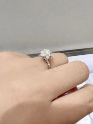 -克拉花园珠宝(诚品生活店)