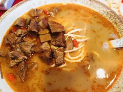 -金杨拉面王小吃面馆·牛三宝面·红烧牛肉粉