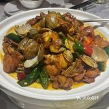 排队一小时来吃…青岛朋友推荐的正宗海肠捞饭！